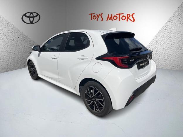 TOYOTA Yaris 116h Design  