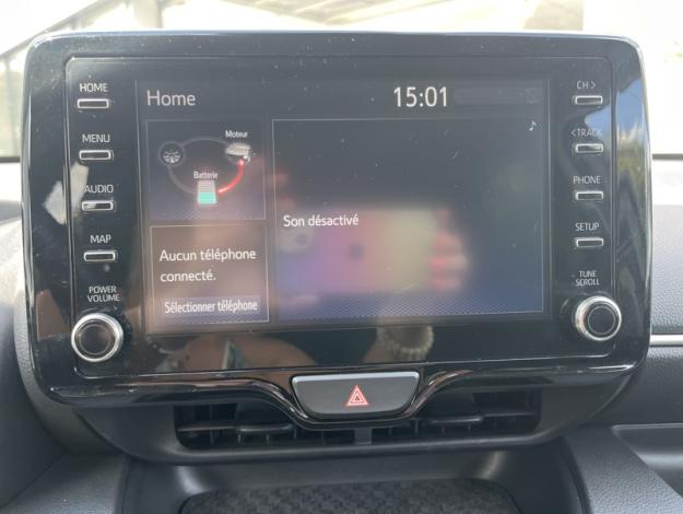 TOYOTA Yaris 116h Design  