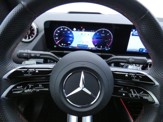 MERCEDES-BENZ Classe B 180 d AMG Line AMG Line 