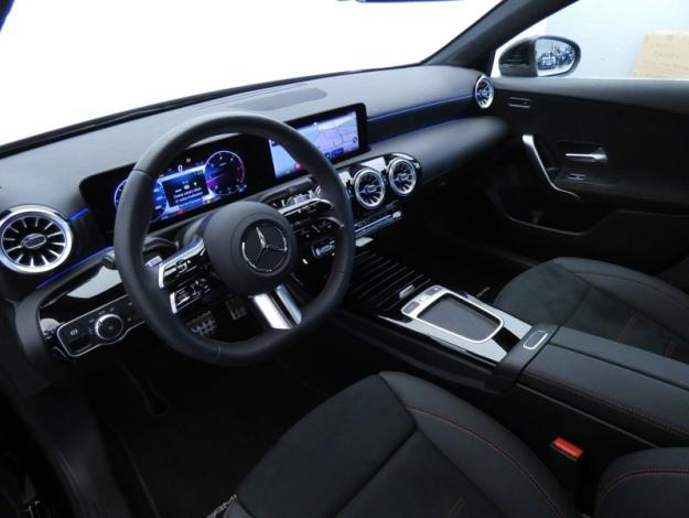 MERCEDES-BENZ Classe A 200 d AMG Line  