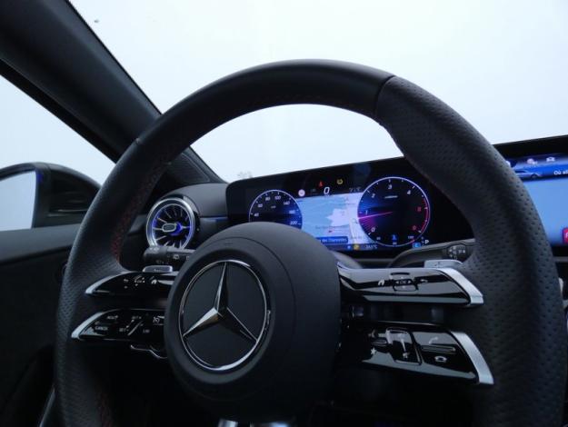 MERCEDES-BENZ Classe A 200 d AMG Line  