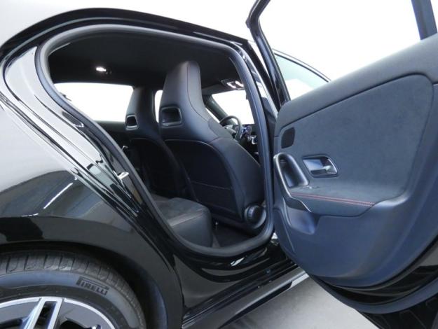 MERCEDES-BENZ Classe A 200 d AMG Line  