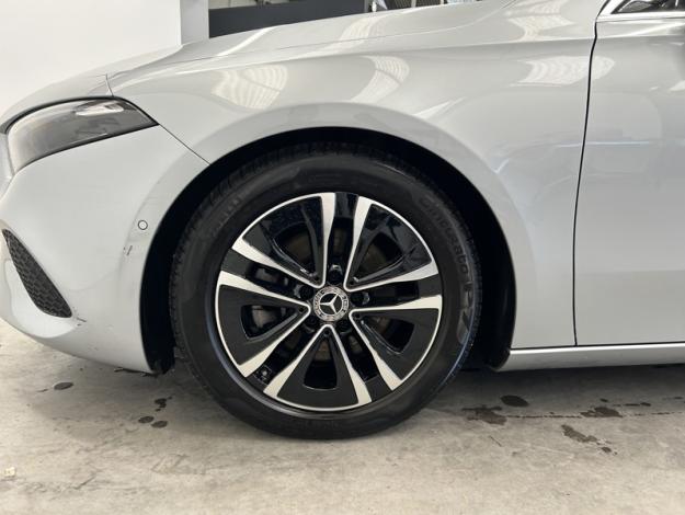 MERCEDES-BENZ A 180 d Luxury Line Facelift  