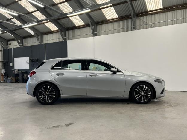 MERCEDES-BENZ A 180 d Luxury Line Facelift  