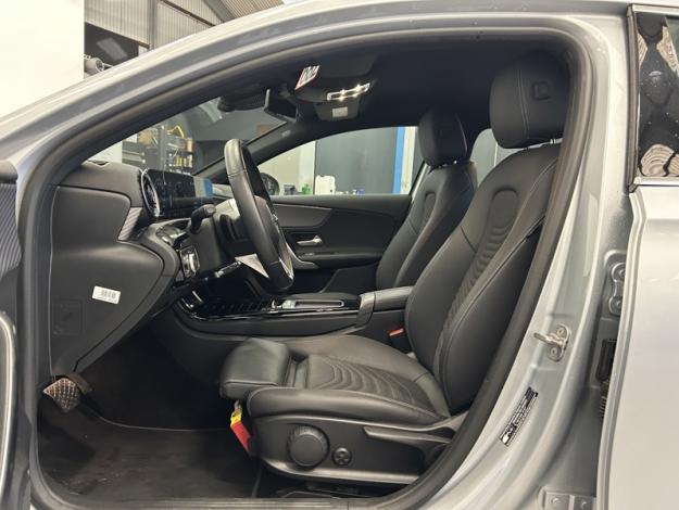 MERCEDES-BENZ A 180 d Luxury Line Facelift  