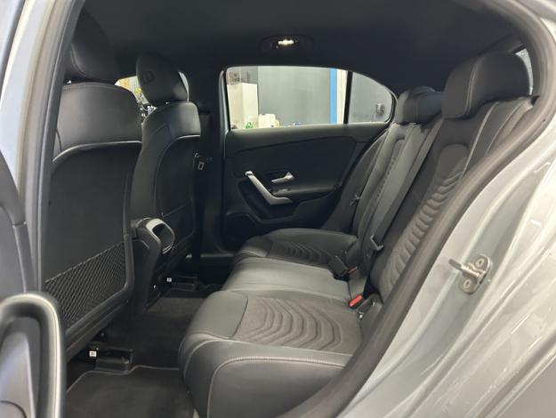 MERCEDES-BENZ A 180 d Luxury Line Facelift  