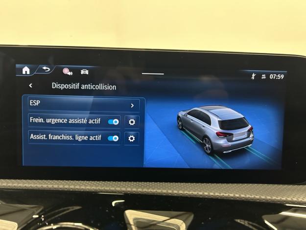 MERCEDES-BENZ A 180 d Luxury Line Facelift  
