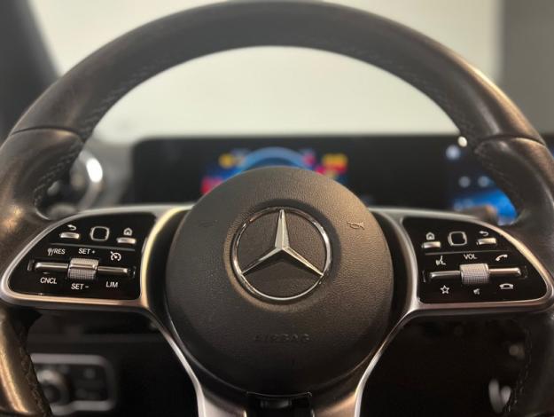 MERCEDES-BENZ GLA 200 d Progressive Line  GLA 200 d Progressive Line