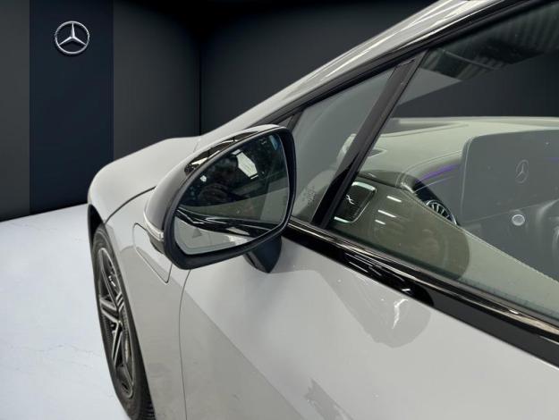 MERCEDES-BENZ EQE 300 AMG Sport Edition  