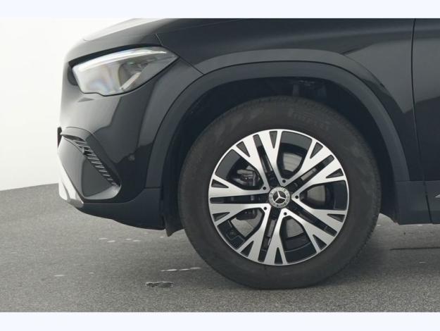 MERCEDES-BENZ GLA 200 d Luxury Line Facelift  