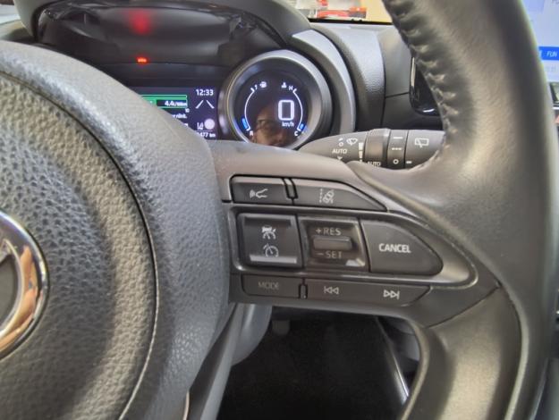 TOYOTA Yaris Hybride 116h Design  