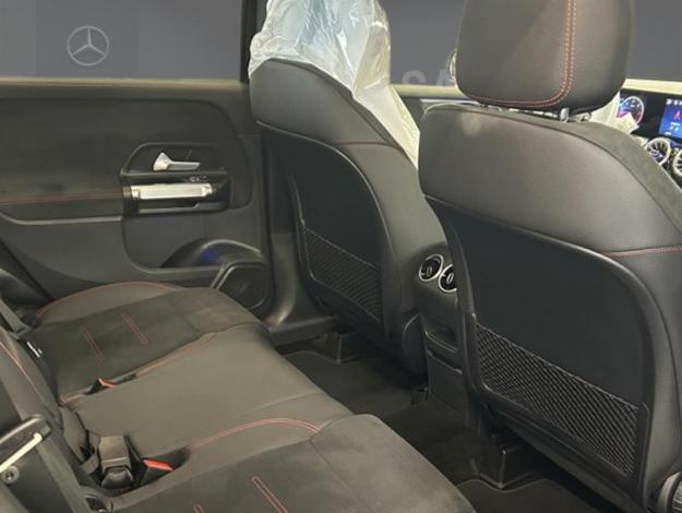 MERCEDES-BENZ GLB 200 d AMG Line Facelift  
