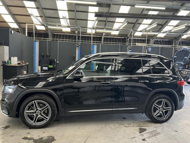 MERCEDES-BENZ GLB 200 d AMG Line Facelift  