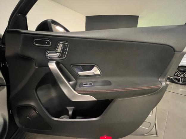MERCEDES-BENZ Classe A 200 d AMG Line  Classe A 200 d AMG Line