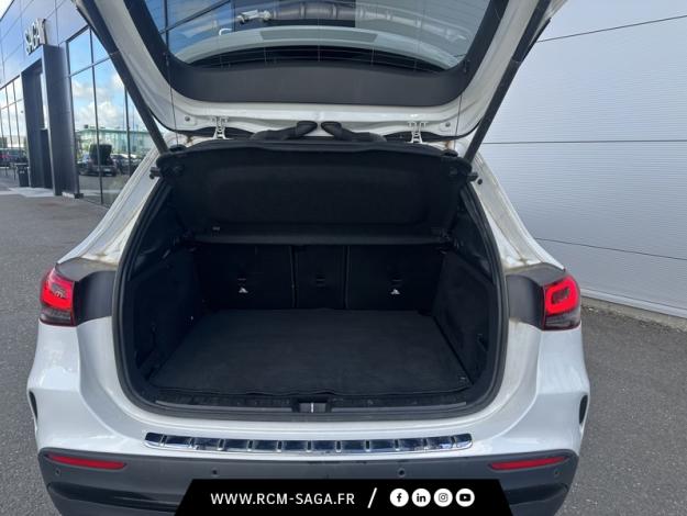 MERCEDES-BENZ GLA 200 d AMG Line  GLA 200 d AMG Line
