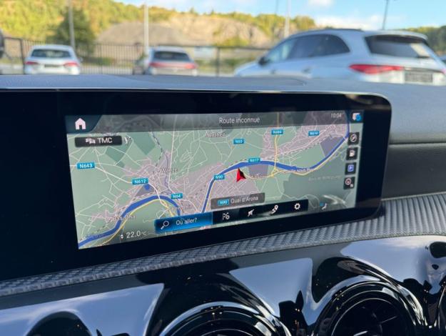 MERCEDES-BENZ A 180 d Essential Line - Look AMG Line  