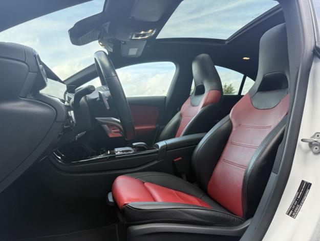 MERCEDES-BENZ CLA Coupé CLA 220 d Coupé AMG Line AMG Line 