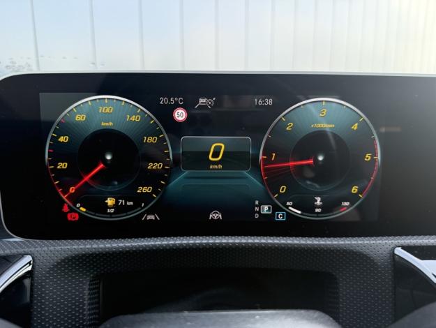 MERCEDES-BENZ CLA Coupé CLA 220 d Coupé AMG Line AMG Line 