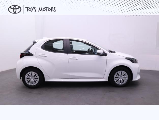 TOYOTA Yaris 116H Hybrid Dynamic MY22  