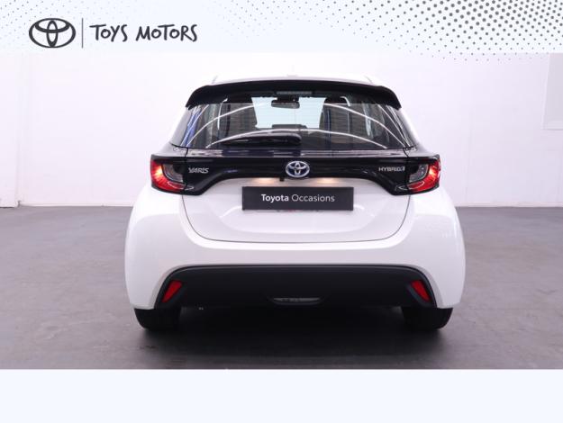 TOYOTA Yaris 116H Hybrid Dynamic MY22  