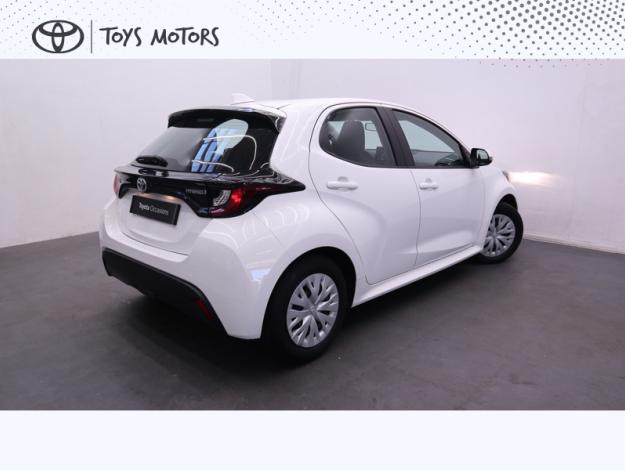 TOYOTA Yaris 116H Hybrid Dynamic MY22  