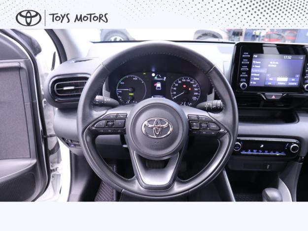 TOYOTA Yaris 116H Hybrid Dynamic MY22  