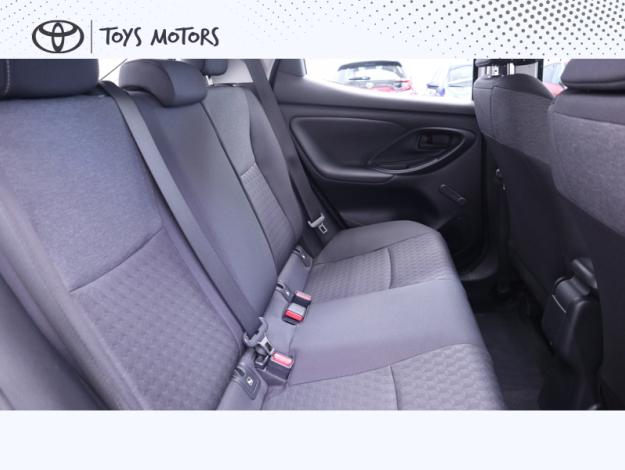 TOYOTA Yaris 116H Hybrid Dynamic MY22  