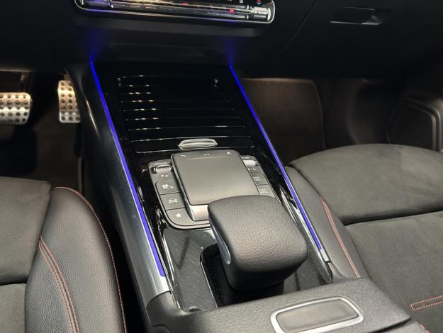 MERCEDES-BENZ EQA 250 AMG Pack Night  