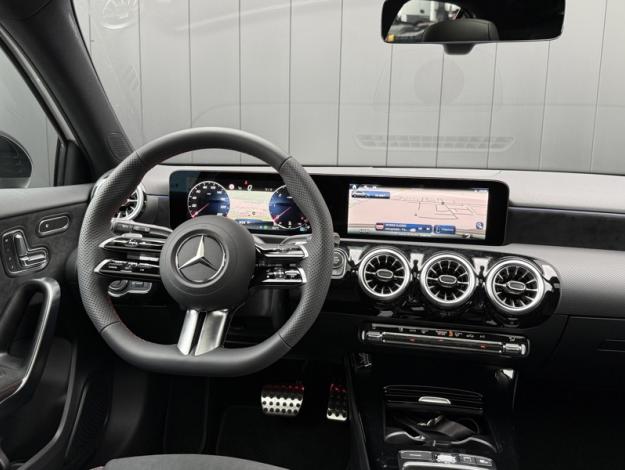 MERCEDES-BENZ Classe A 180 d Star Edition  Classe A 180 d Star Edition