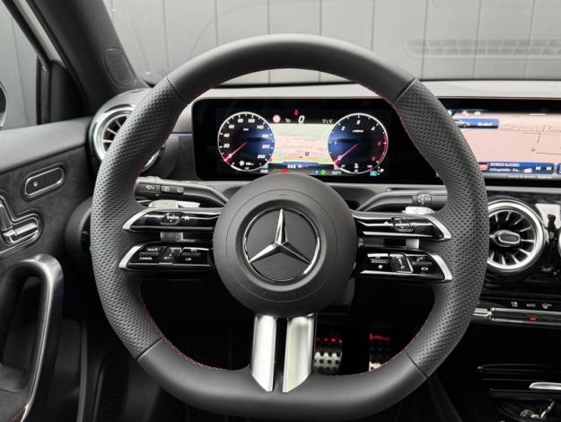 MERCEDES-BENZ Classe A 180 d Star Edition  Classe A 180 d Star Edition