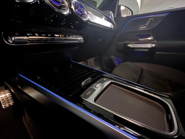 MERCEDES-BENZ GLB 200 d AMG Line  