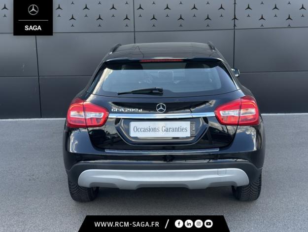 MERCEDES-BENZ GLA 200 d Inspiration  