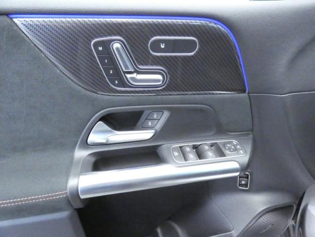 MERCEDES-BENZ Classe B 200 d AMG Line  