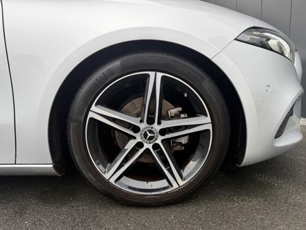 MERCEDES-BENZ Classe A 180 Berline Progressive Line  Classe A Berline / V1771 Classe A 180 Berline Progressive Line