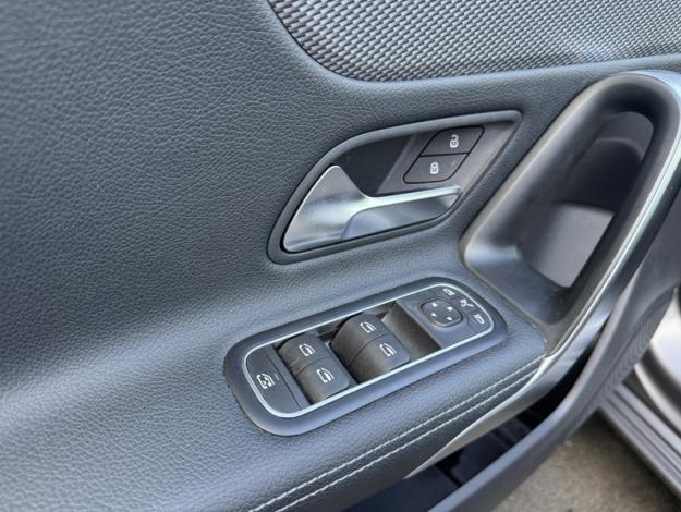 MERCEDES-BENZ Classe A 180 d Progressive Line  Classe A/177 Classe A 180 d Progressive Line