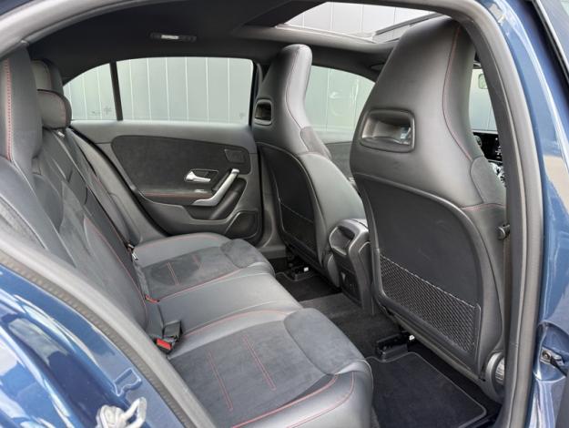 MERCEDES-BENZ Classe A 250 e AMG Line  