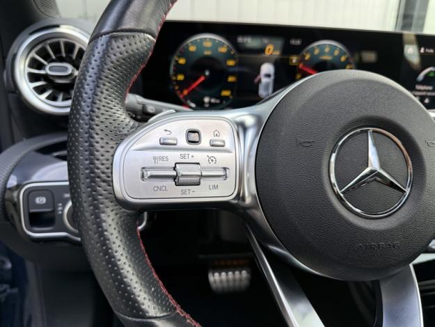 MERCEDES-BENZ Classe A 250 e AMG Line  