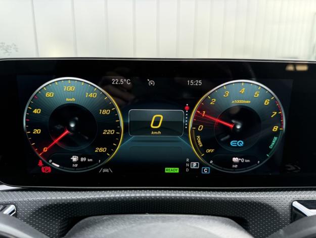 MERCEDES-BENZ Classe A 250 e AMG Line  