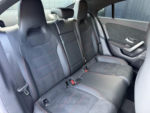 MERCEDES-BENZ CLA Coupé CLA 250 e Coupé AMG Line  