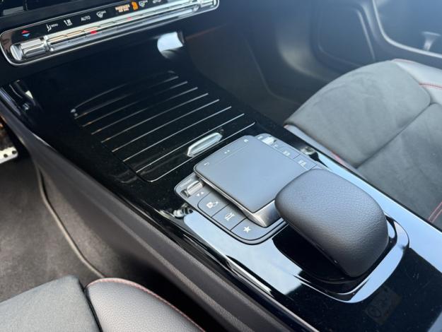 MERCEDES-BENZ CLA Coupé CLA 250 e Coupé AMG Line  