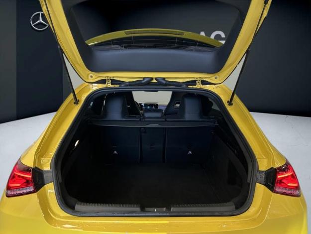 MERCEDES-BENZ CLA-Klasse CLA 180 Shooting Brake