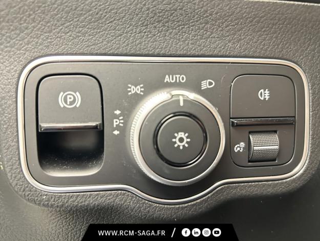 MERCEDES-BENZ GLA 200 d AMG Line  