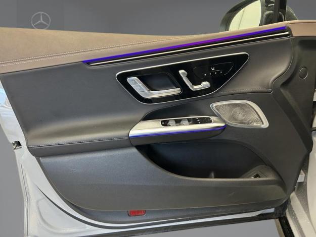 MERCEDES-BENZ EQE EQE 300