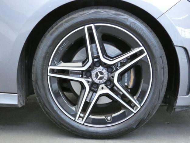 MERCEDES-BENZ Classe B 180 d AMG Line Edition  