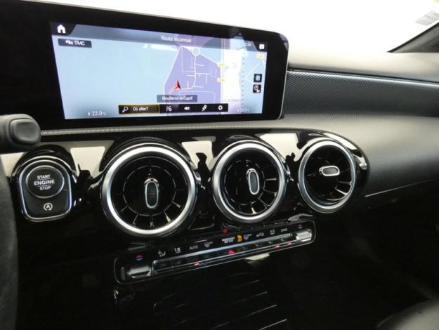 MERCEDES-BENZ Classe A 180 d Berline Progressive Line  Classe A/177 Classe A 180 d Progressive Line