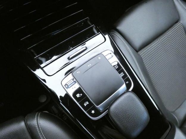 MERCEDES-BENZ Classe A 180 d Berline Progressive Line  Classe A/177 Classe A 180 d Progressive Line