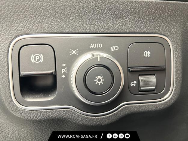 MERCEDES-BENZ GLA 200 d AMG Line  GLA 200 d AMG Line