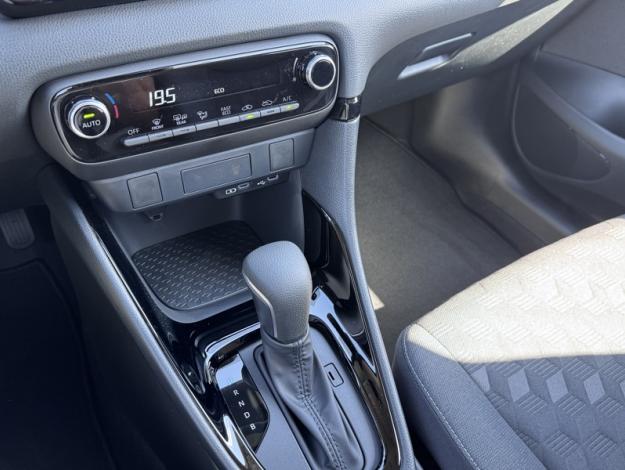TOYOTA Yaris Hybride Hybride 116h Design  