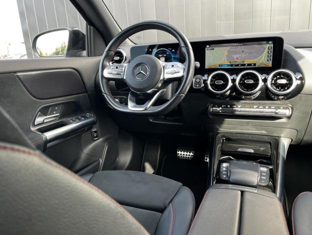 MERCEDES-BENZ GLA 200 d AMG Line  GLA 200 d AMG Line
