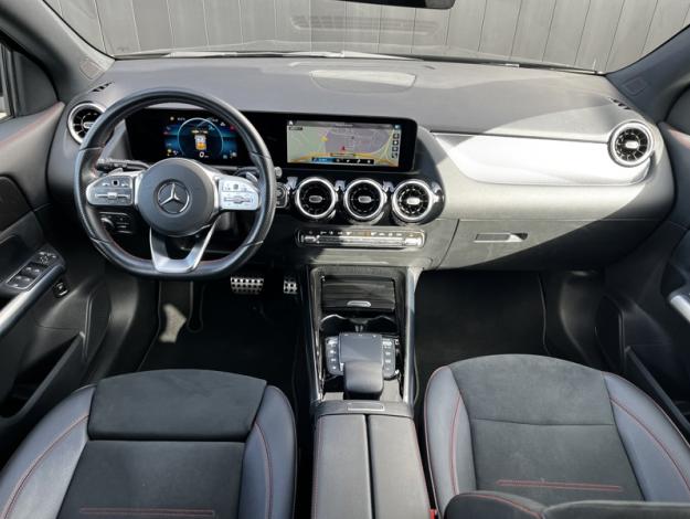MERCEDES-BENZ GLA 200 d AMG Line  GLA 200 d AMG Line